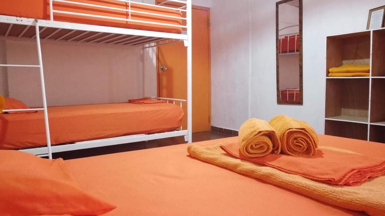 Acuarela Hostal Playa Blanca  Ngoại thất bức ảnh