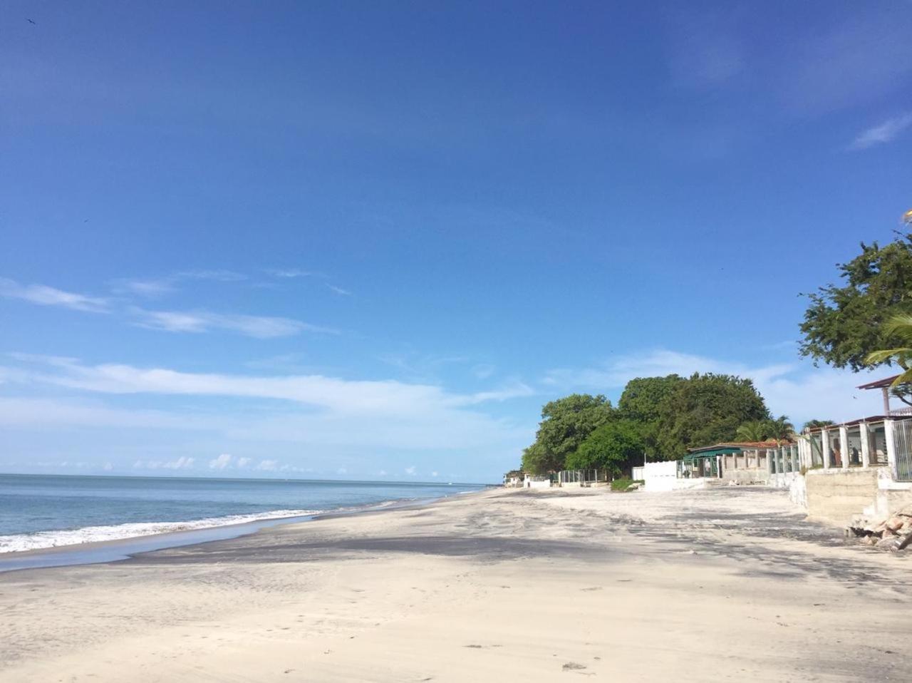 Acuarela Hostal Playa Blanca  Ngoại thất bức ảnh